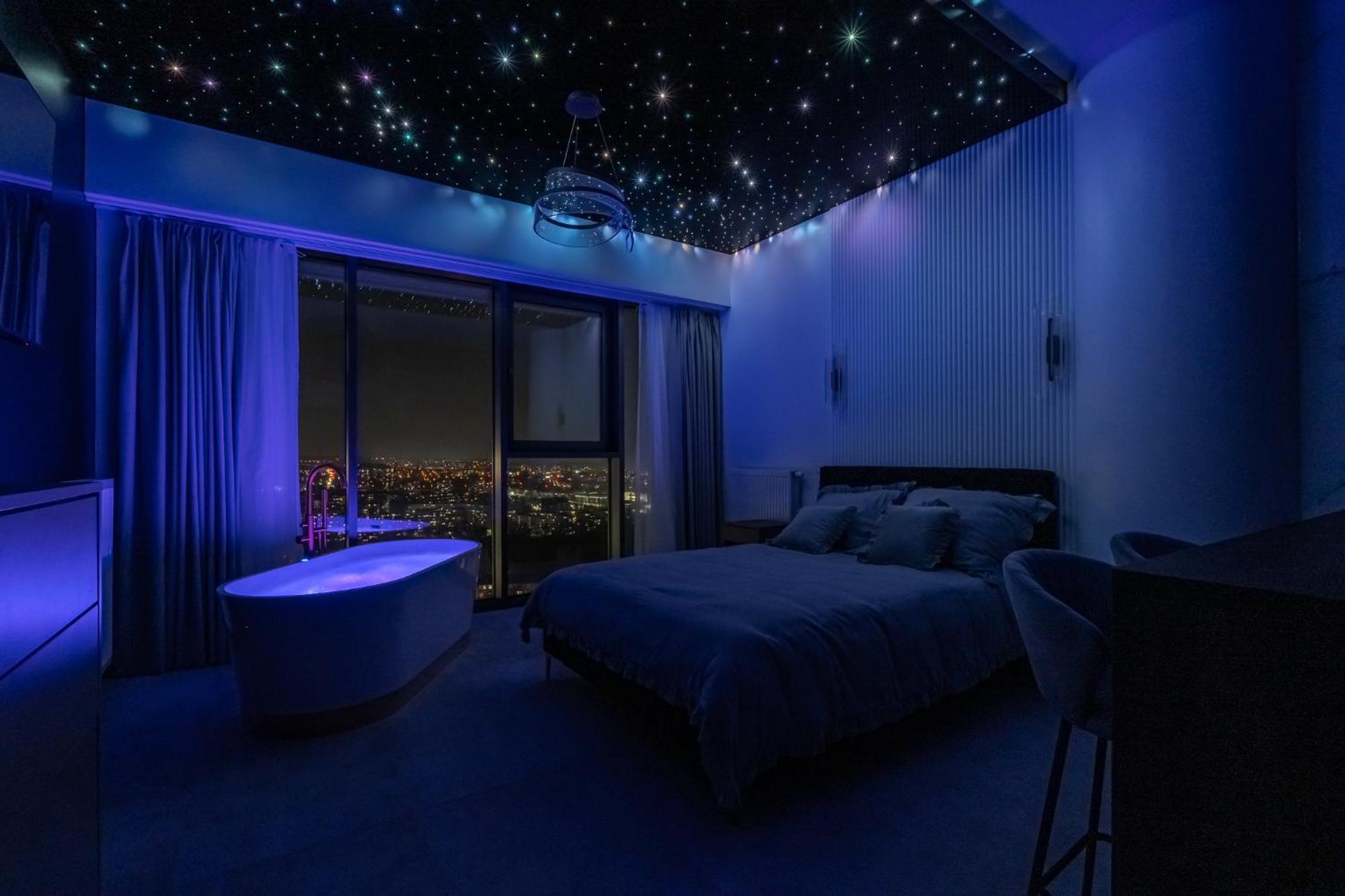 Hanza Tower Sky Lux 17th Floor Apartment