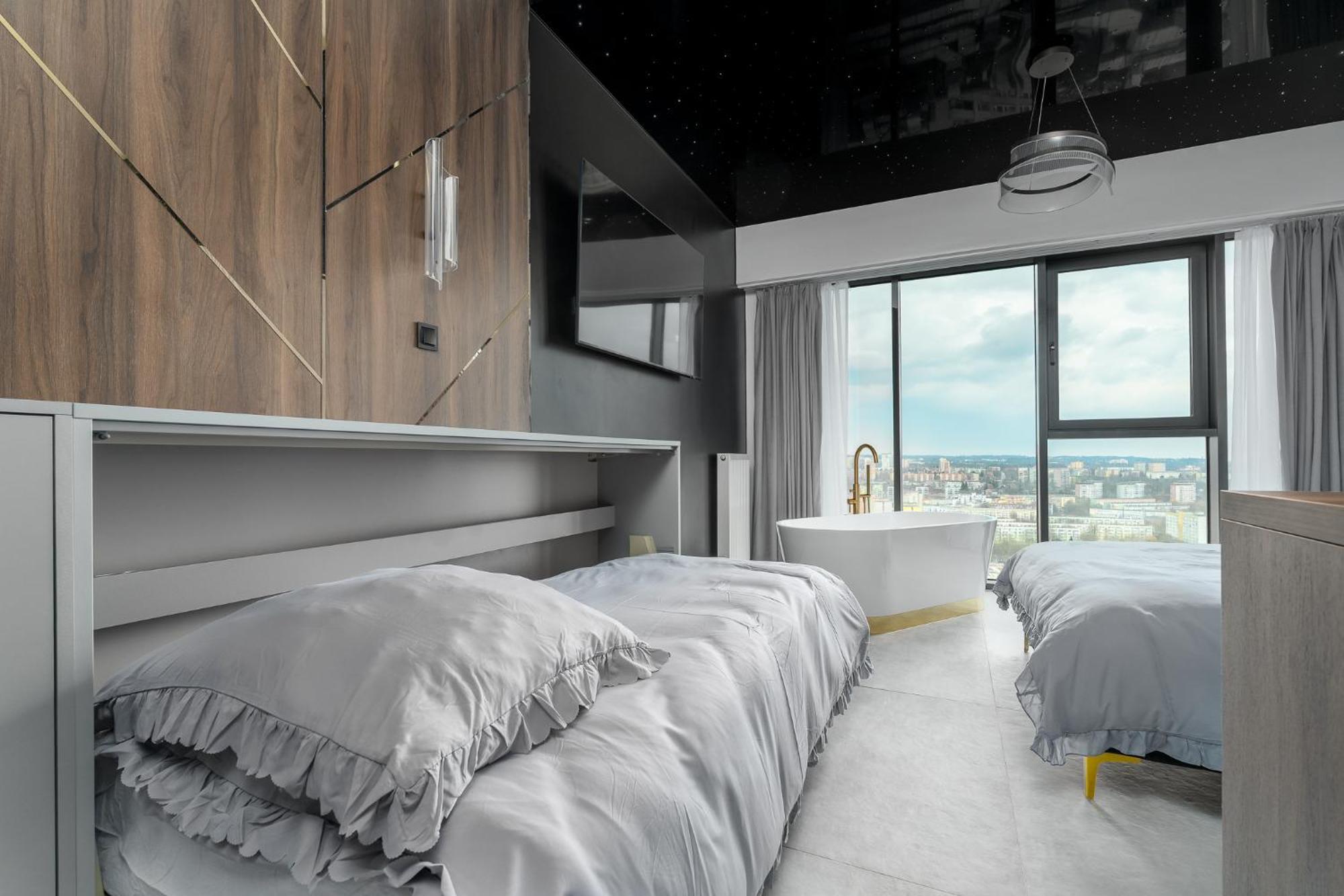 Apartment Hanza Tower Sky Lux 17th Floor *